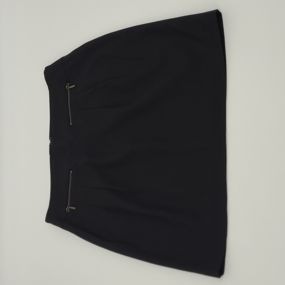 Ann Taylor LOFT Black Rayon Mini Skirt Zipper Detail Size 4 NWT 16988507
